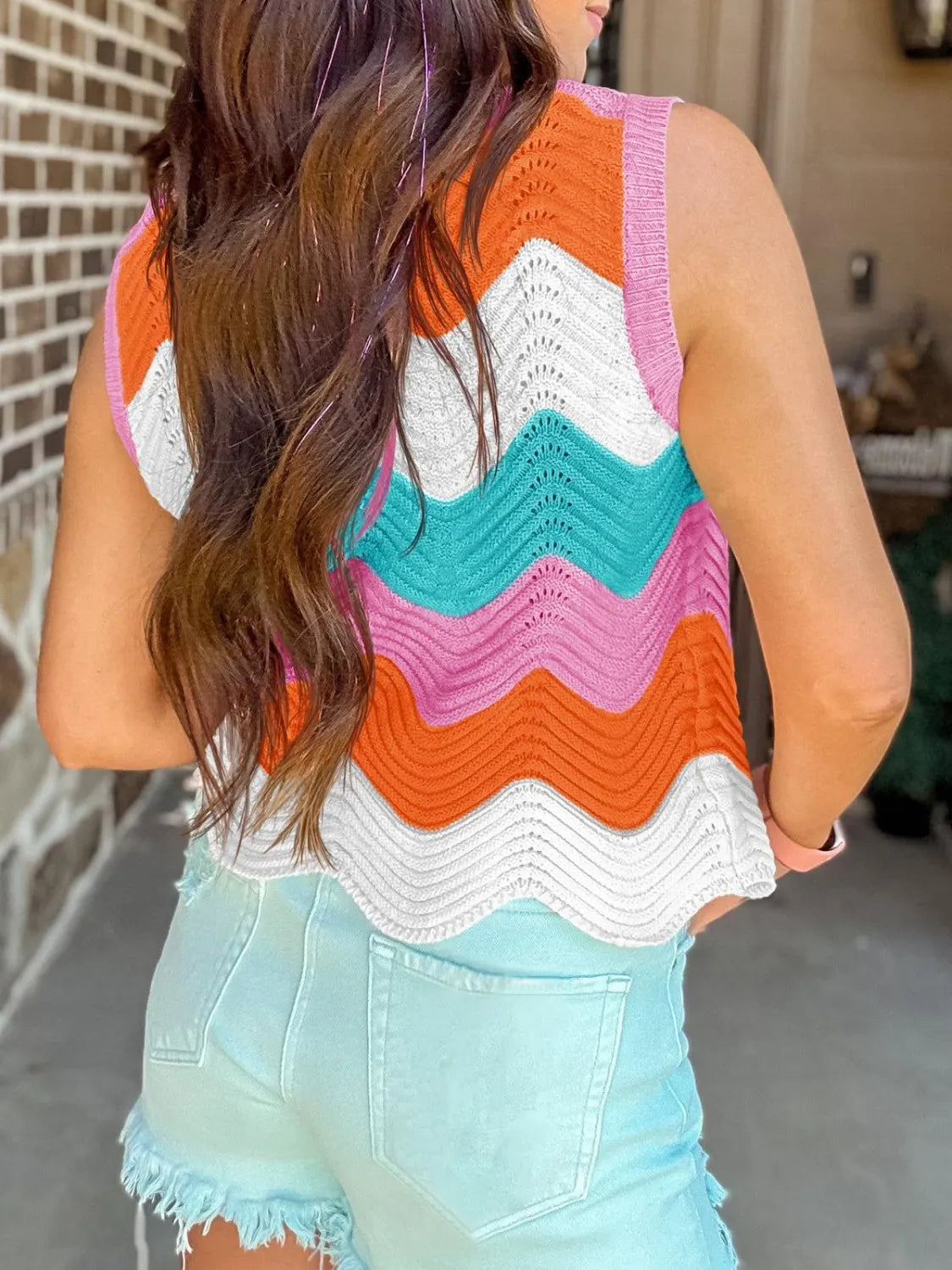 Color Block Round Neck Sweater Vest - adritiX