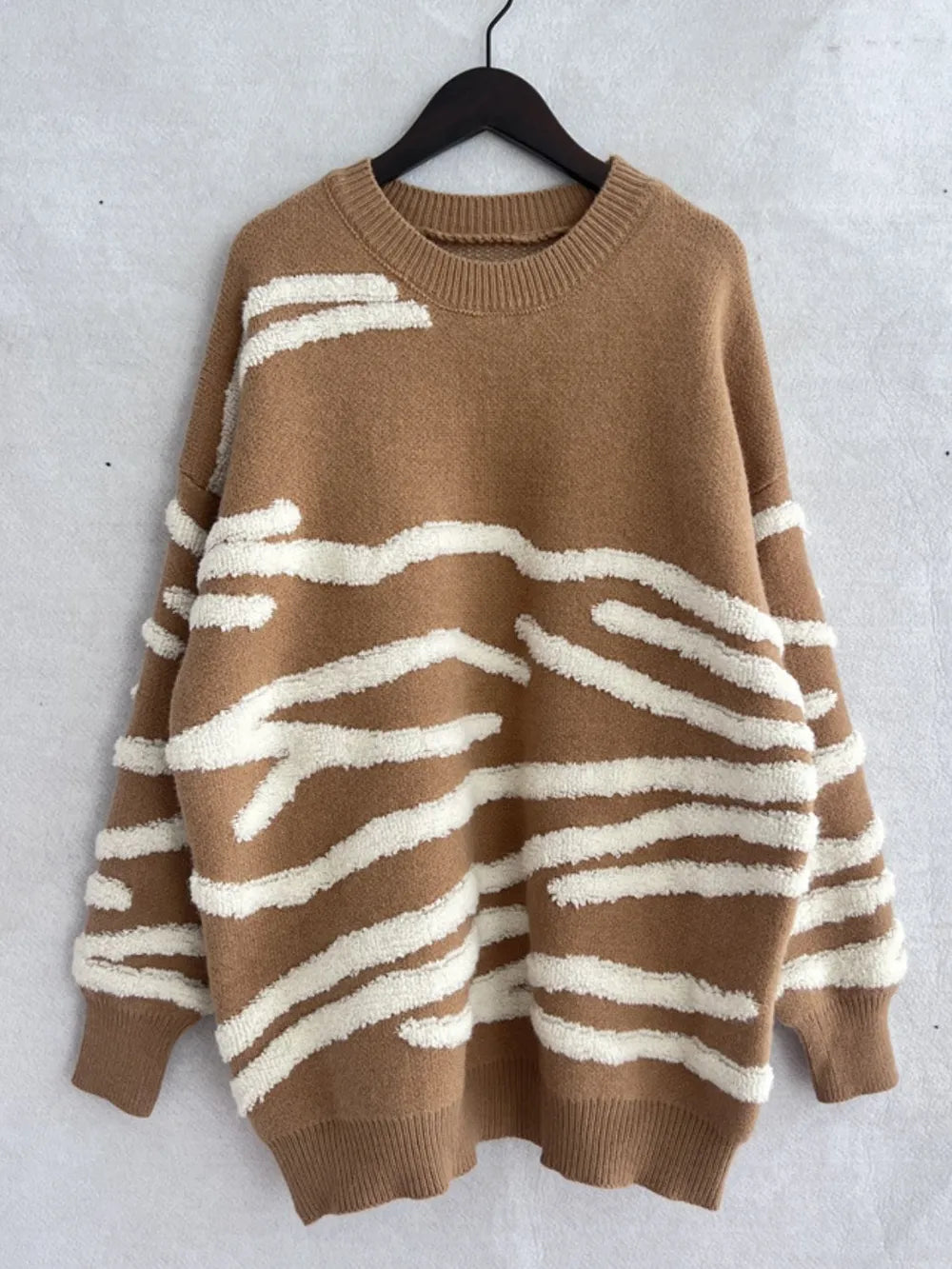 Elegant Contrast Round Neck Long Sleeve Sweater - adritiX