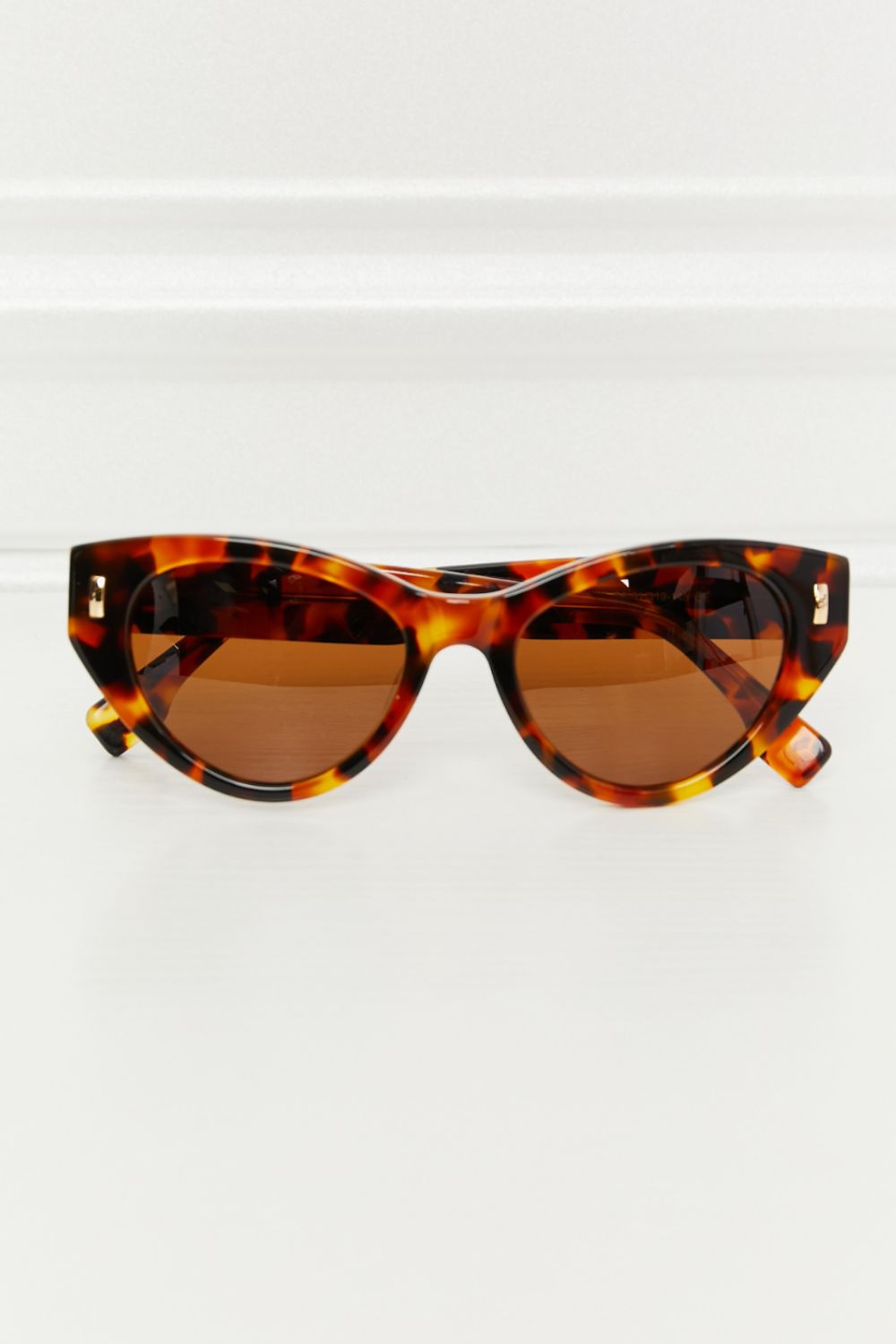 Tortoiseshell Acetate Frame Sunglasses - adritiX