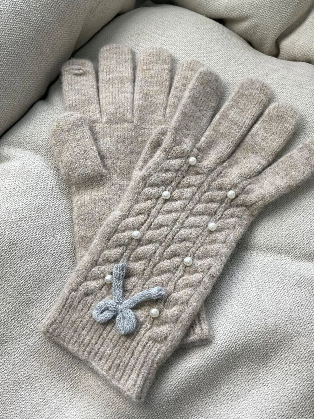 Thermal Pearl Detail Bow Five-Finger Gloves - adritiX