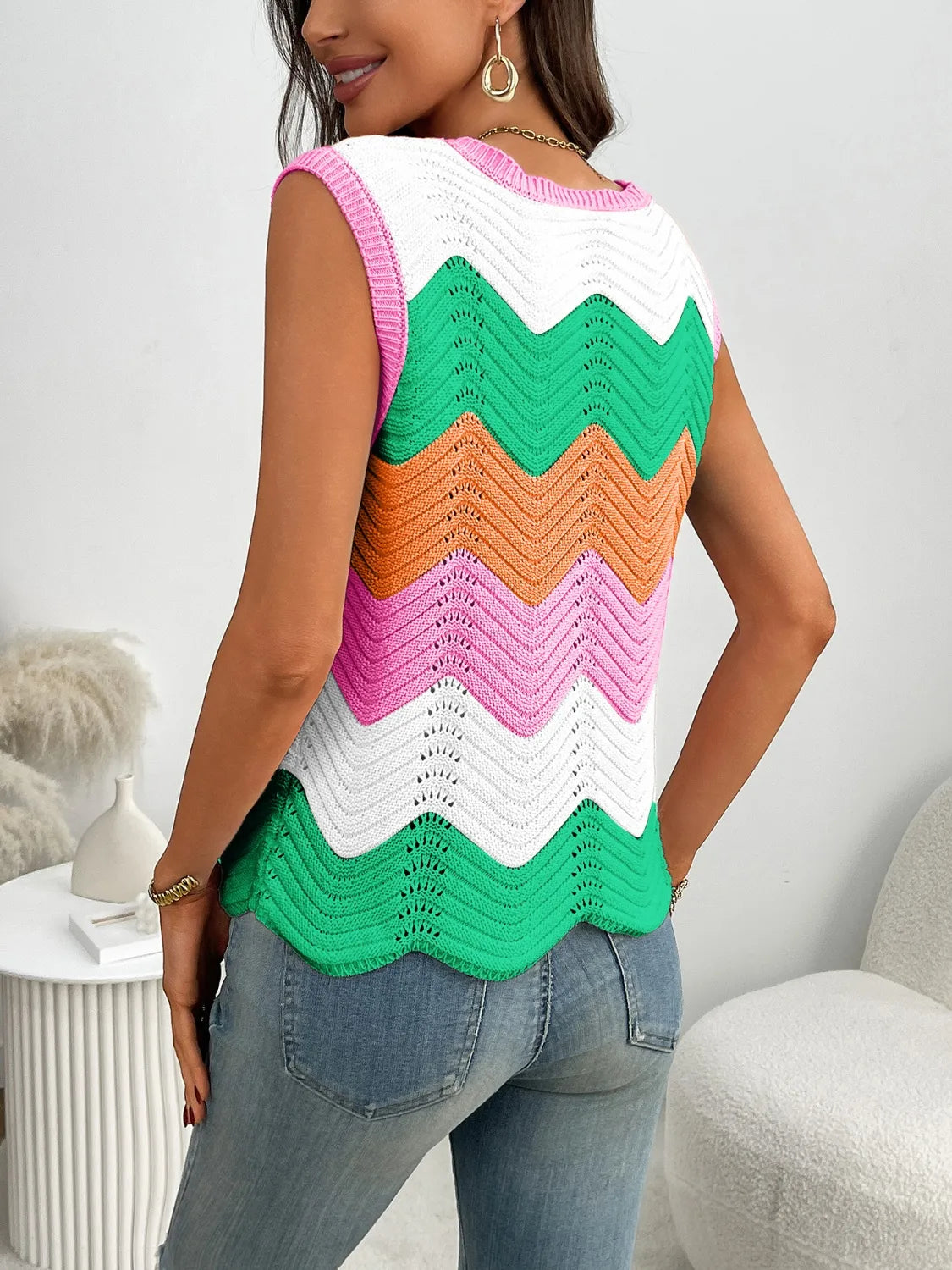 Color Block Round Neck Sweater Vest - adritiX