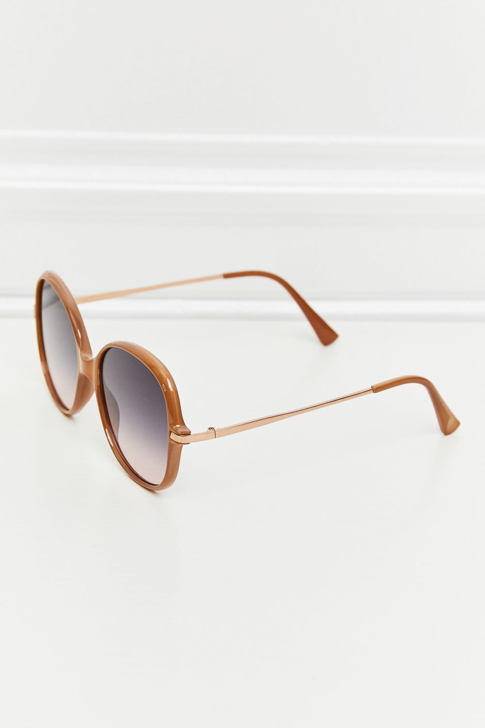 Metal-Plastic Hybrid Full Rim Sunglasses - adritiX