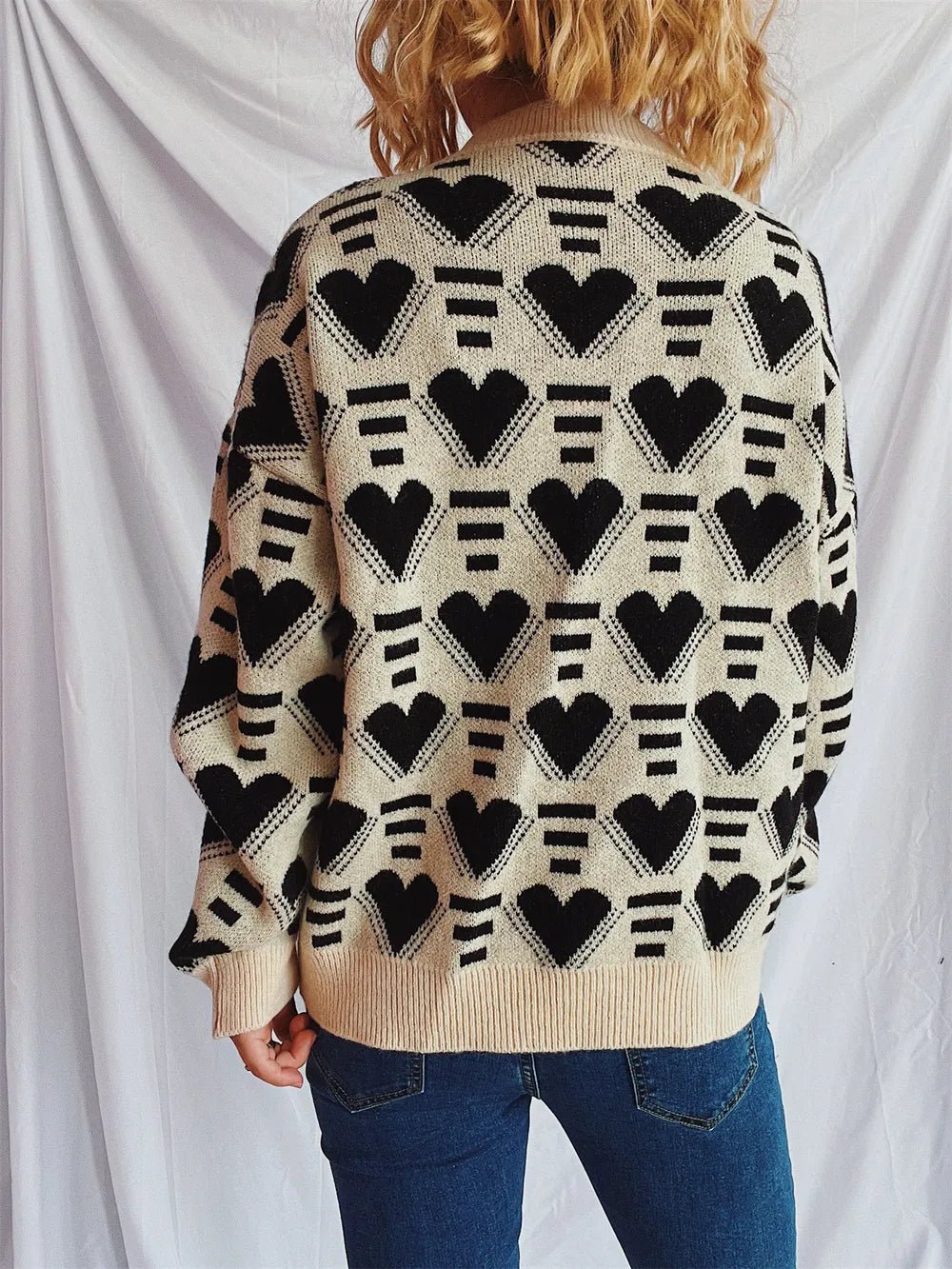 Elegant Heart Contrast Long Sleeve Dropped Shoulder Sweater - adritiX