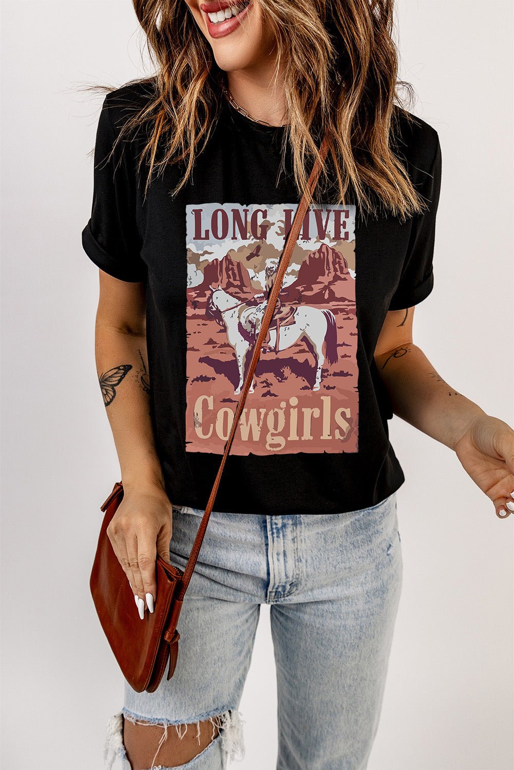 Elegant LONG LIVE COWGIRLS Graphic Tee - adritiX