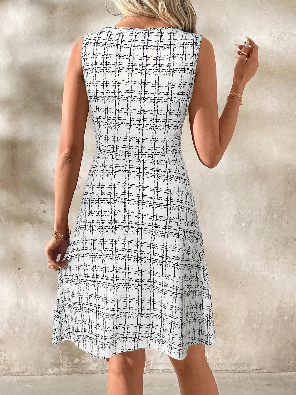 Round Neck Sleeveless Dress - adritiX
