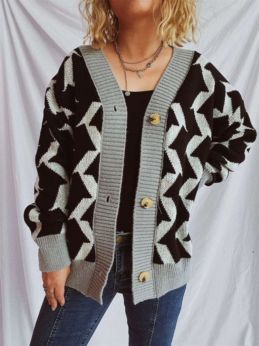 Contrast Trim Geometric V-Neck Long Sleeve Cardigan - adritiX