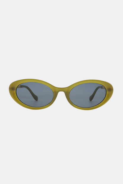 Polycarbonate Frame Cat-Eye Sunglasses - adritiX