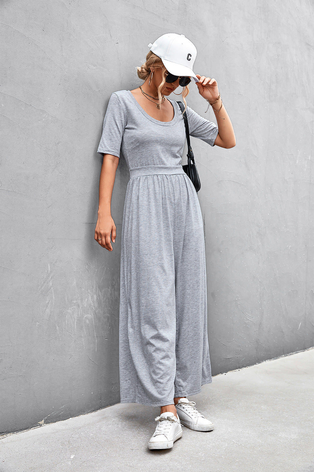 Elegant Scoop Neck Half Sleeve Wide Leg Jumpsuit - adritiX