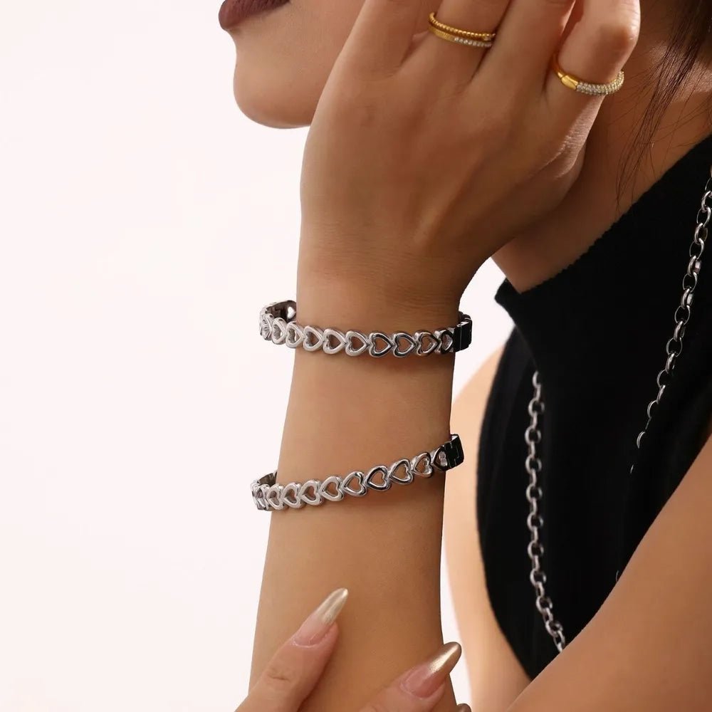 18K Gold - Plated Stainless Steel Heart Bracelet - adritiX