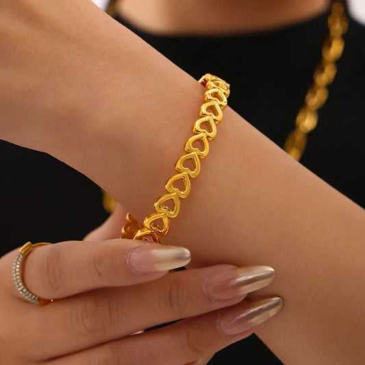 18K Gold - Plated Stainless Steel Heart Bracelet - adritiX