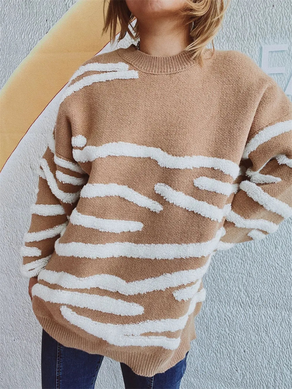 Elegant Contrast Round Neck Long Sleeve Sweater - adritiX