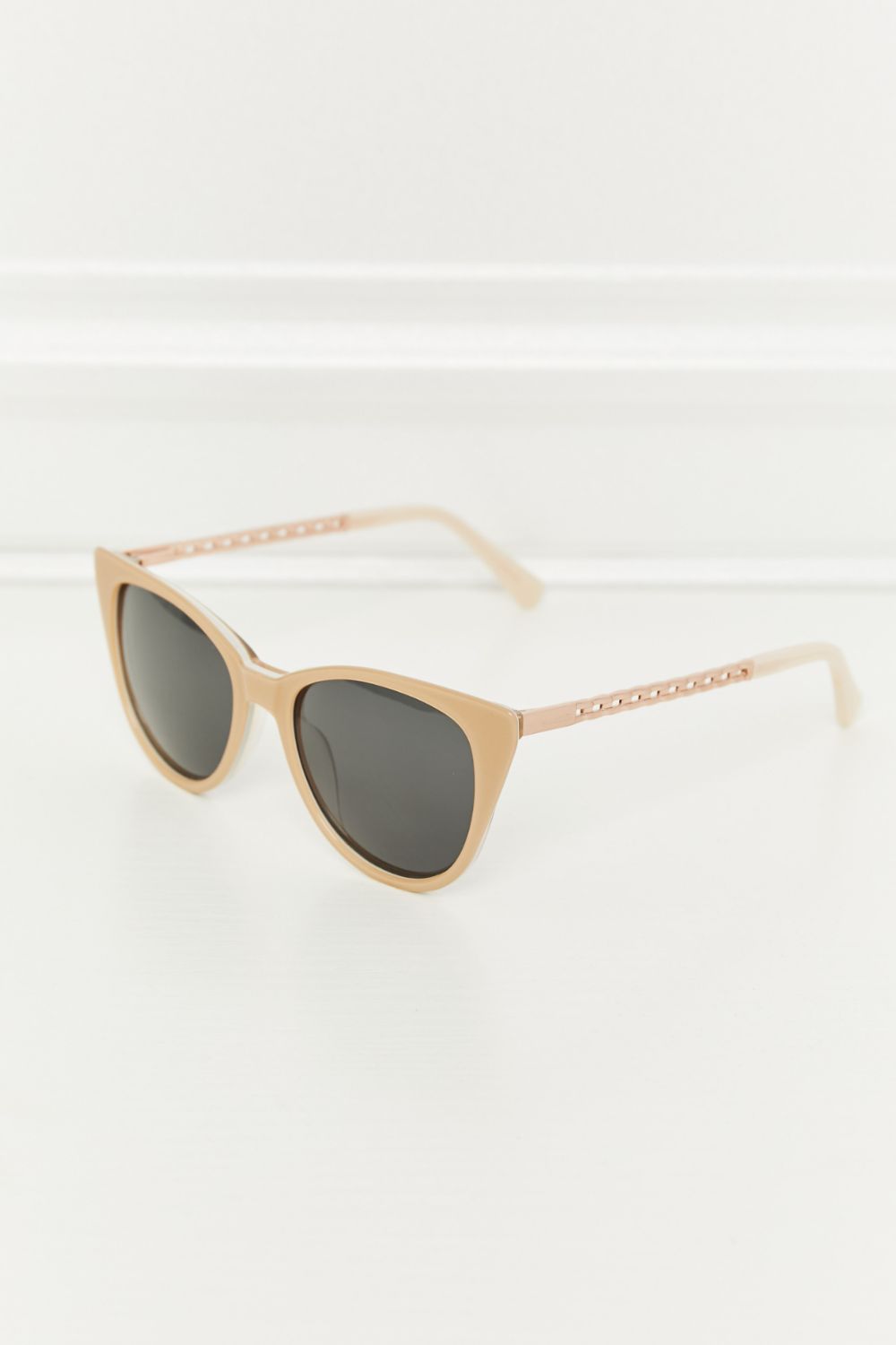 Cat-Eye Acetate Frame Sunglasses - adritiX