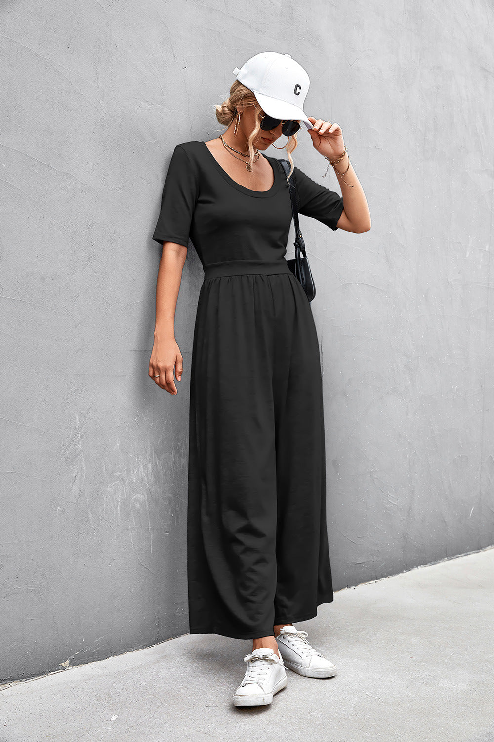Elegant Scoop Neck Half Sleeve Wide Leg Jumpsuit - adritiX