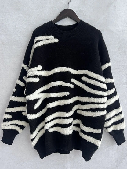 Elegant Contrast Round Neck Long Sleeve Sweater - adritiX