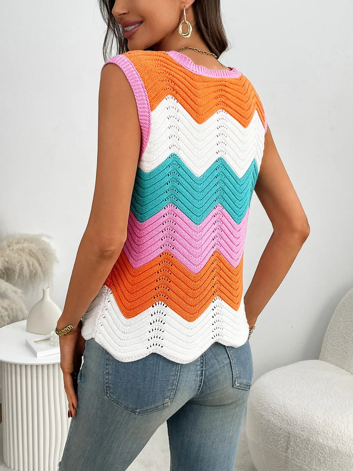 Color Block Round Neck Sweater Vest - adritiX