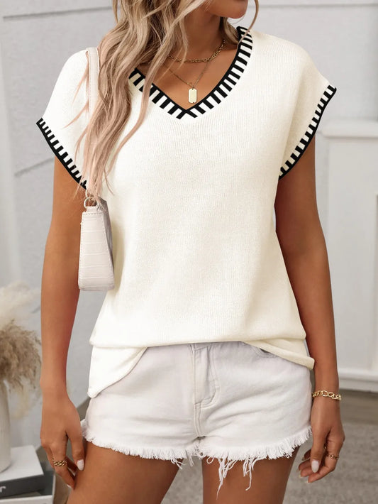 Contrast Trim V-Neck Short Sleeve Knit Top - adritiX