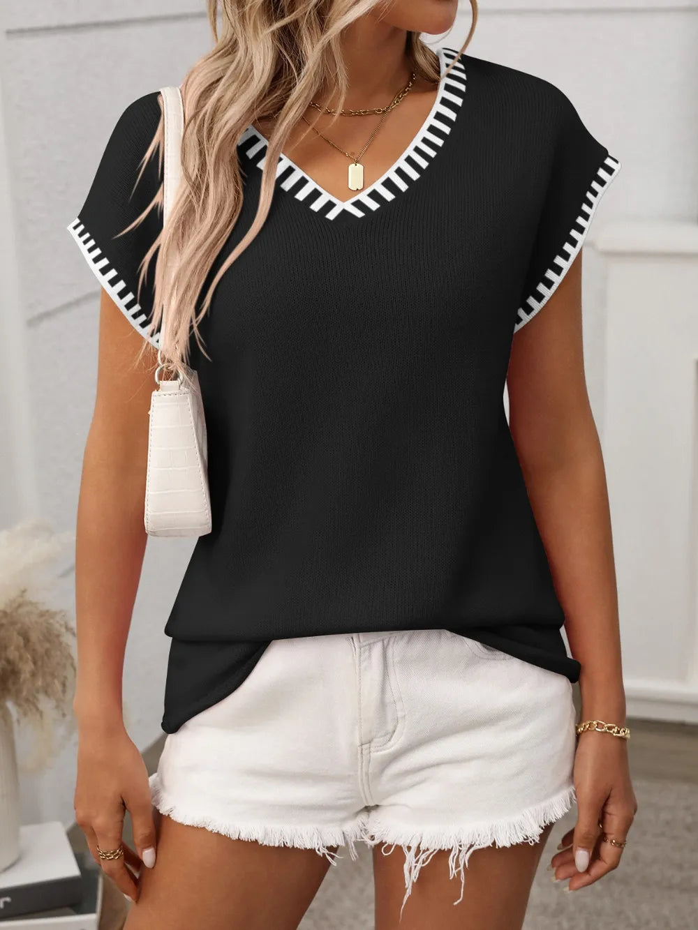 Contrast Trim V-Neck Short Sleeve Knit Top - adritiX