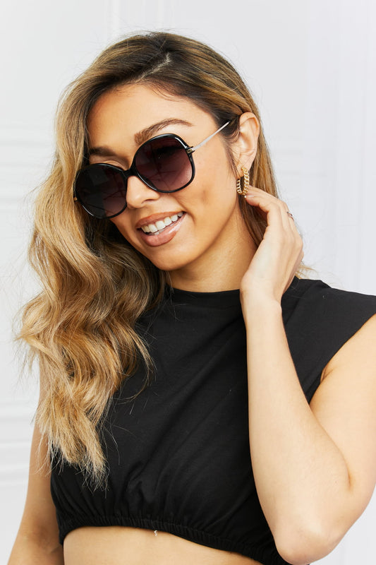 Metal-Plastic Hybrid Full Rim Sunglasses - adritiX