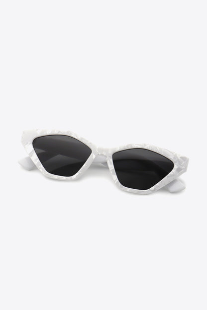 Cat Eye Polycarbonate Sunglasses - adritiX