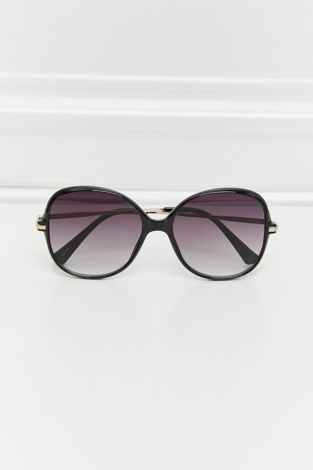 Metal-Plastic Hybrid Full Rim Sunglasses - adritiX