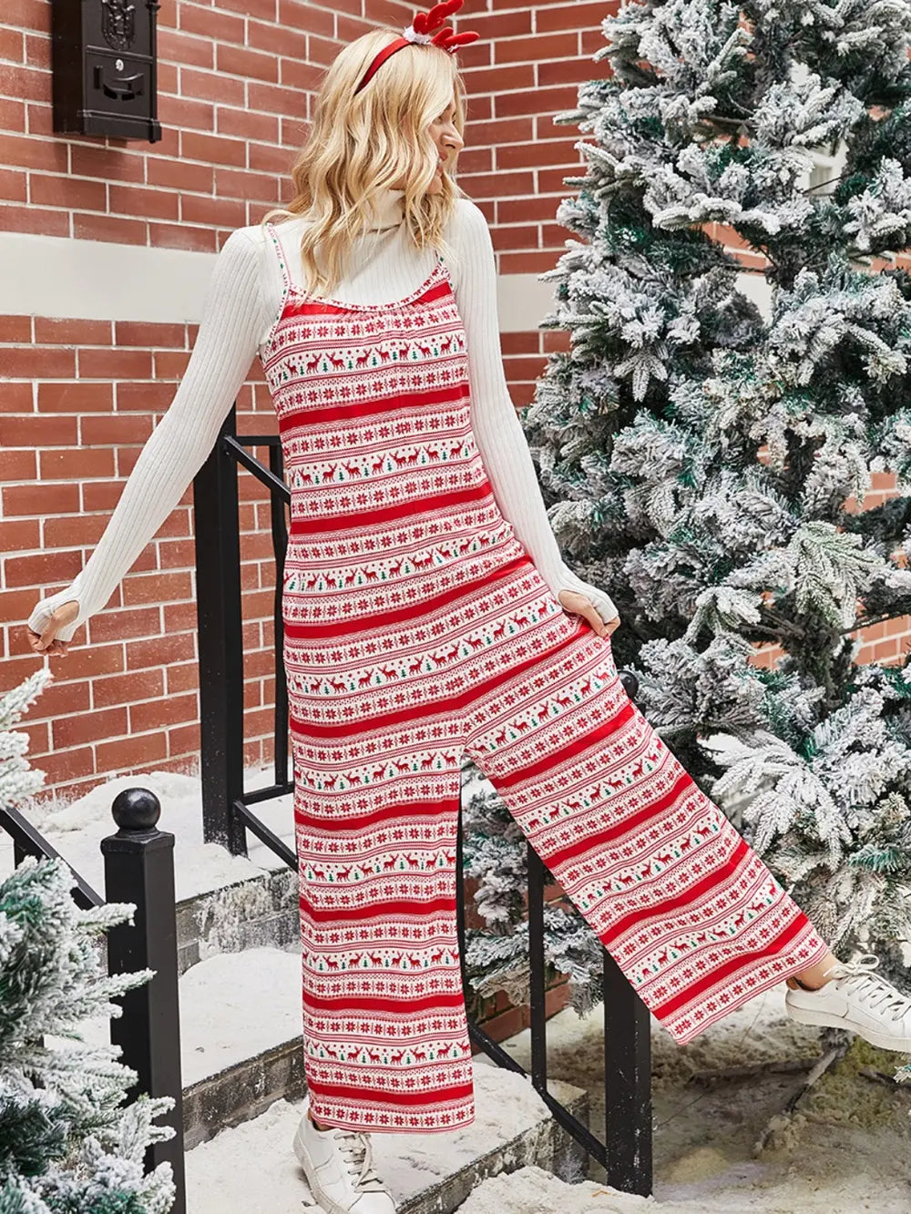 Elegant Shiny Christmas Color Contrast Wide-Legged Jumpsuit - adritiX