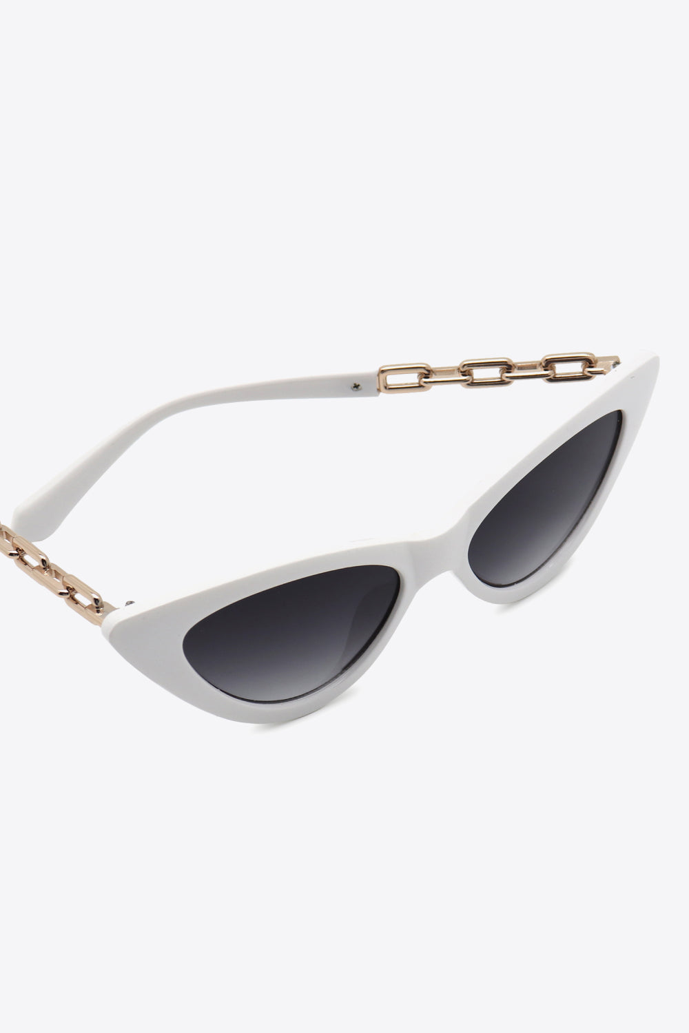 Chain Detail Cat-Eye Sunglasses - adritiX