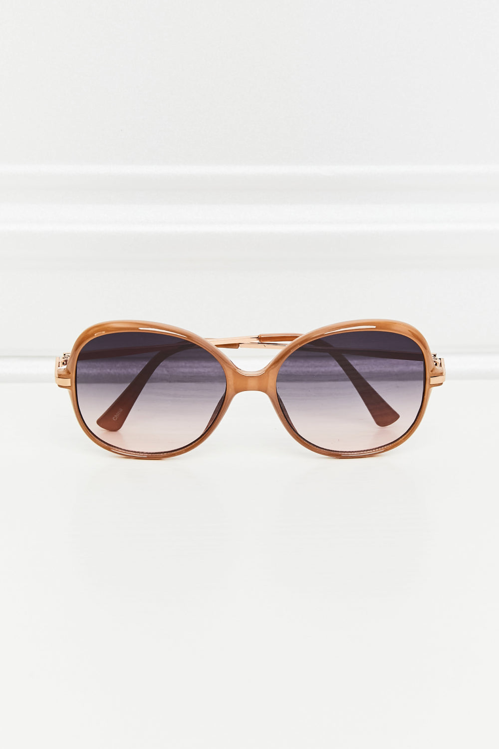 Metal-Plastic Hybrid Full Rim Sunglasses - adritiX