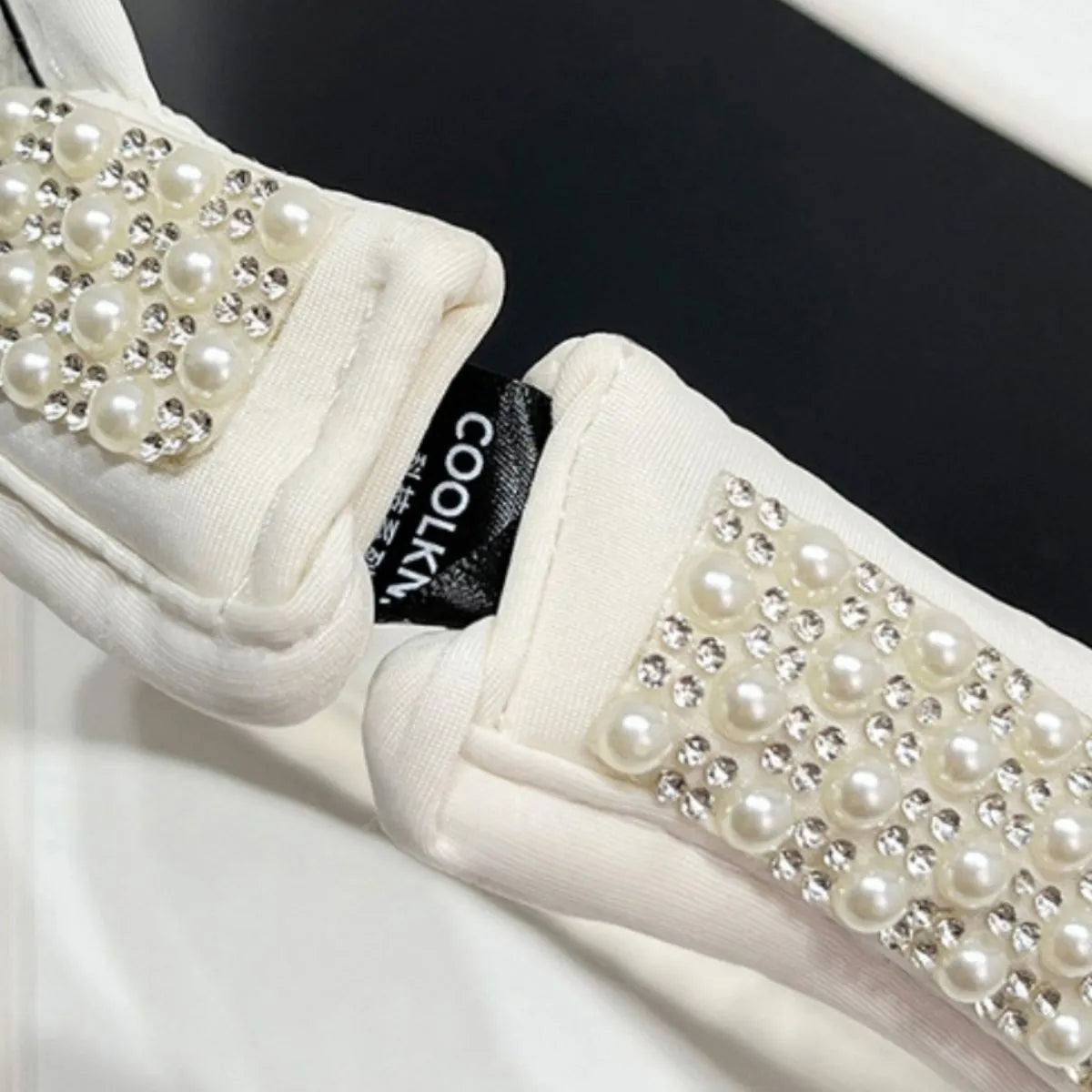 Pearl Detail Sunscreen Hat - adritiX
