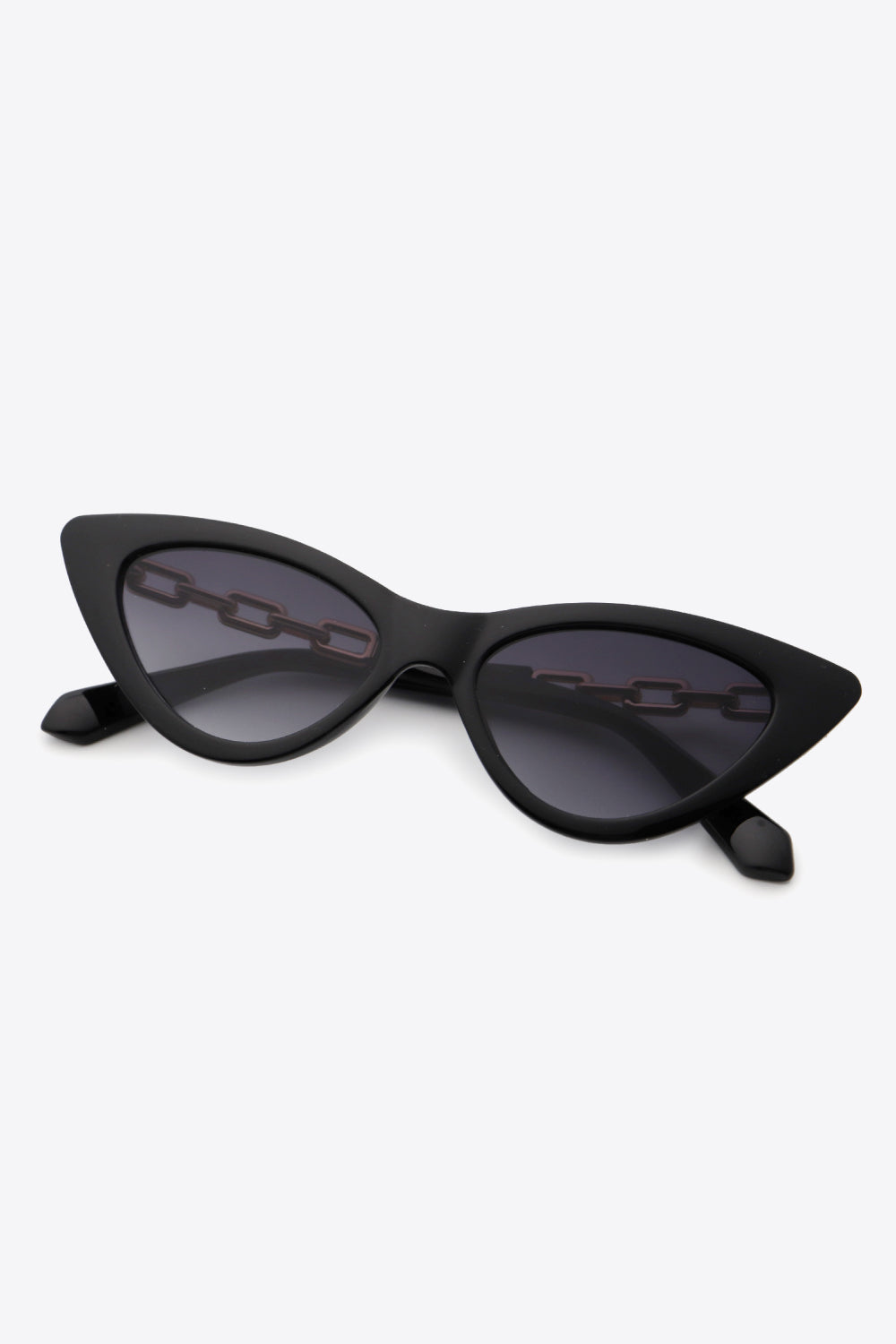 Chain Detail Cat-Eye Sunglasses - adritiX