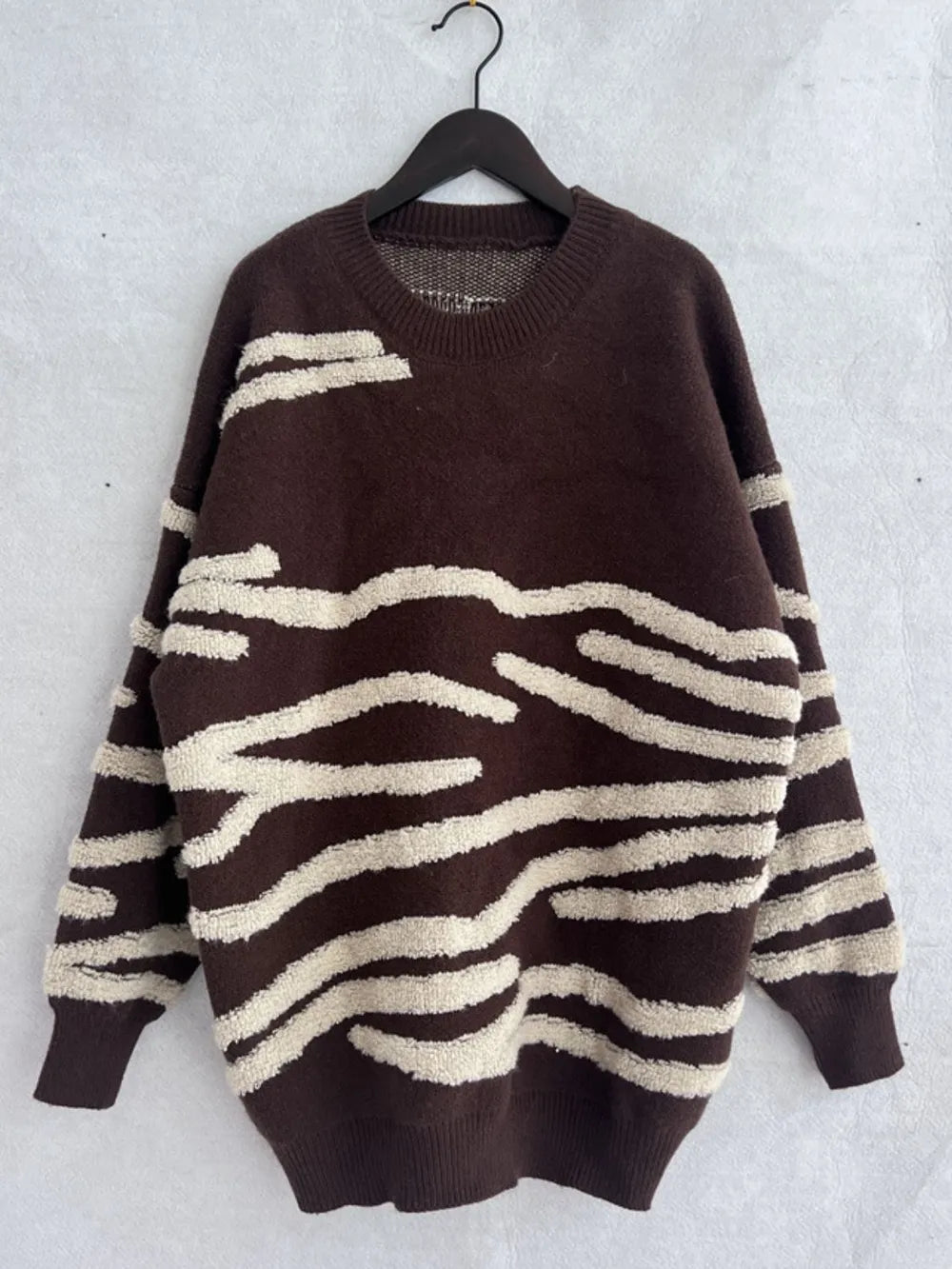 Elegant Contrast Round Neck Long Sleeve Sweater - adritiX