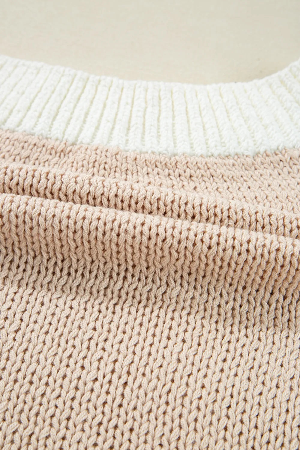 Round Neck Contrast Sweater Vest - adritiX