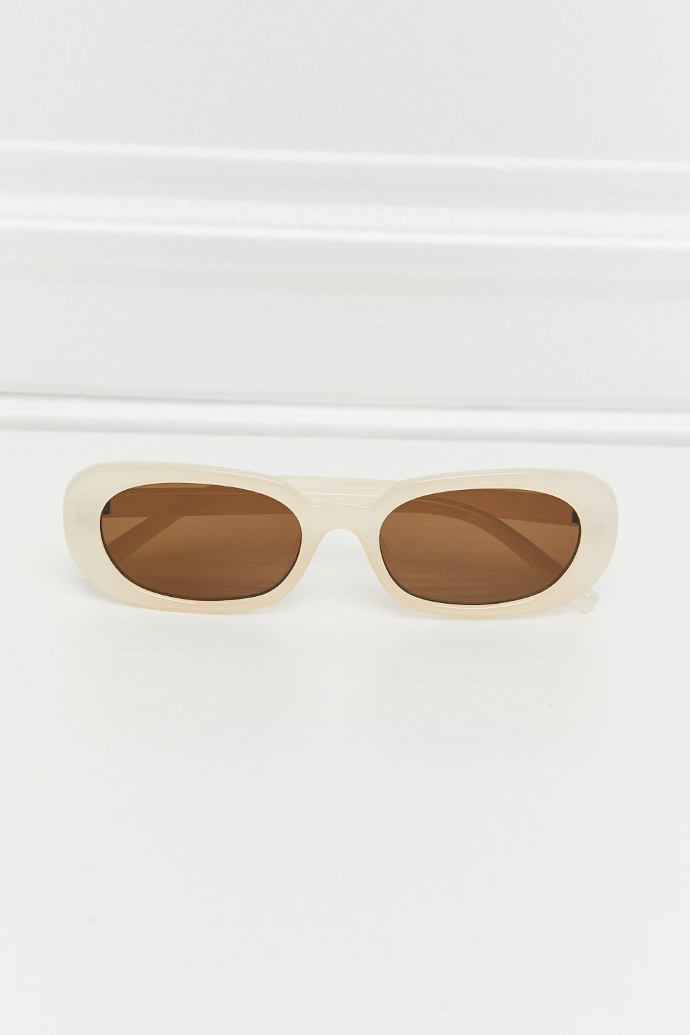 Oval Full Rim Sunglasses - adritiX