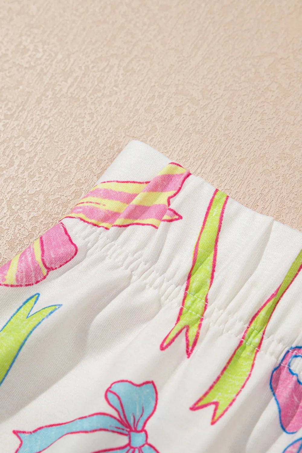 Cheerful Bow Print Elastic Pull On Casual Shorts - adritiX