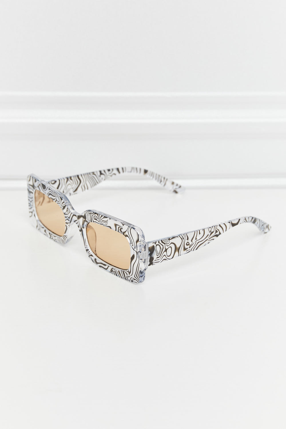 Tortoiseshell Rectangle Polycarbonate Sunglasses - adritiX