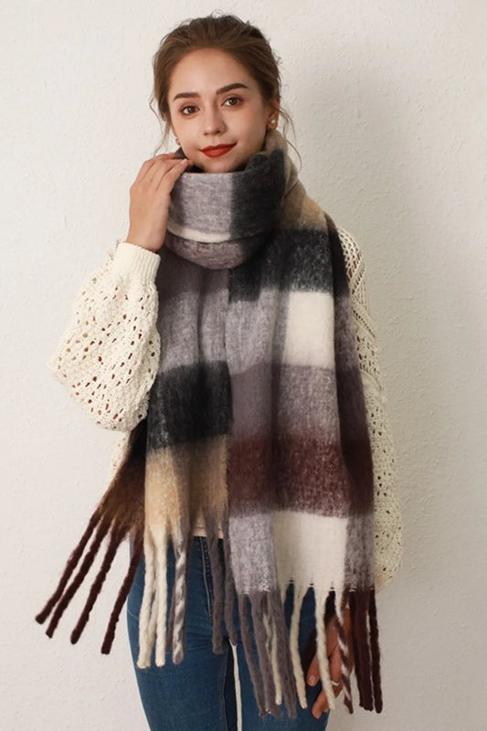 Thermal Fringe Contrast Plaid Scarf - adritiX