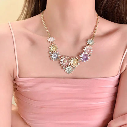 Alloy Rhinestone Daisy Necklace - adritiX
