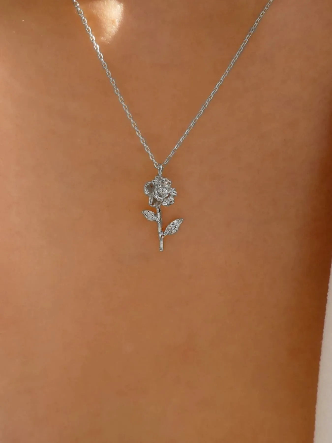 Alloy Rose Pendant Necklace - adritiX