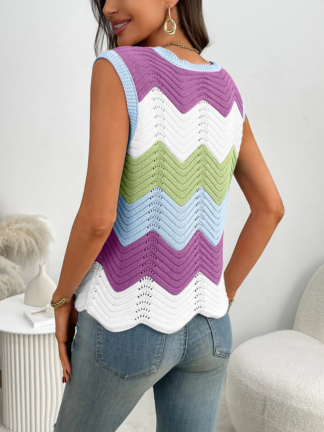 Color Block Round Neck Sweater Vest - adritiX