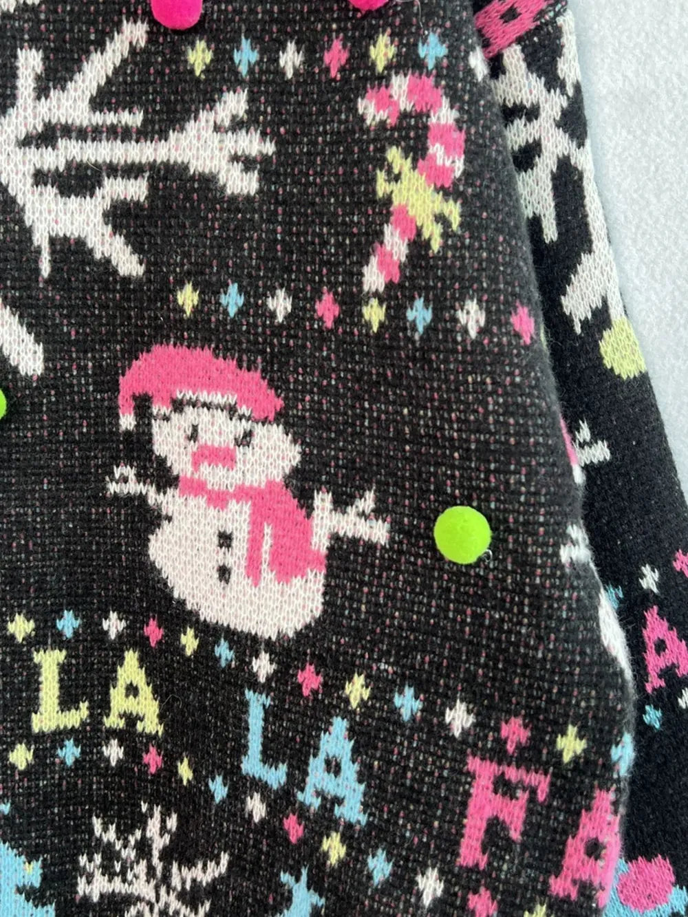 Elegant Snowman Contrast Trim Round Neck Sweater - adritiX
