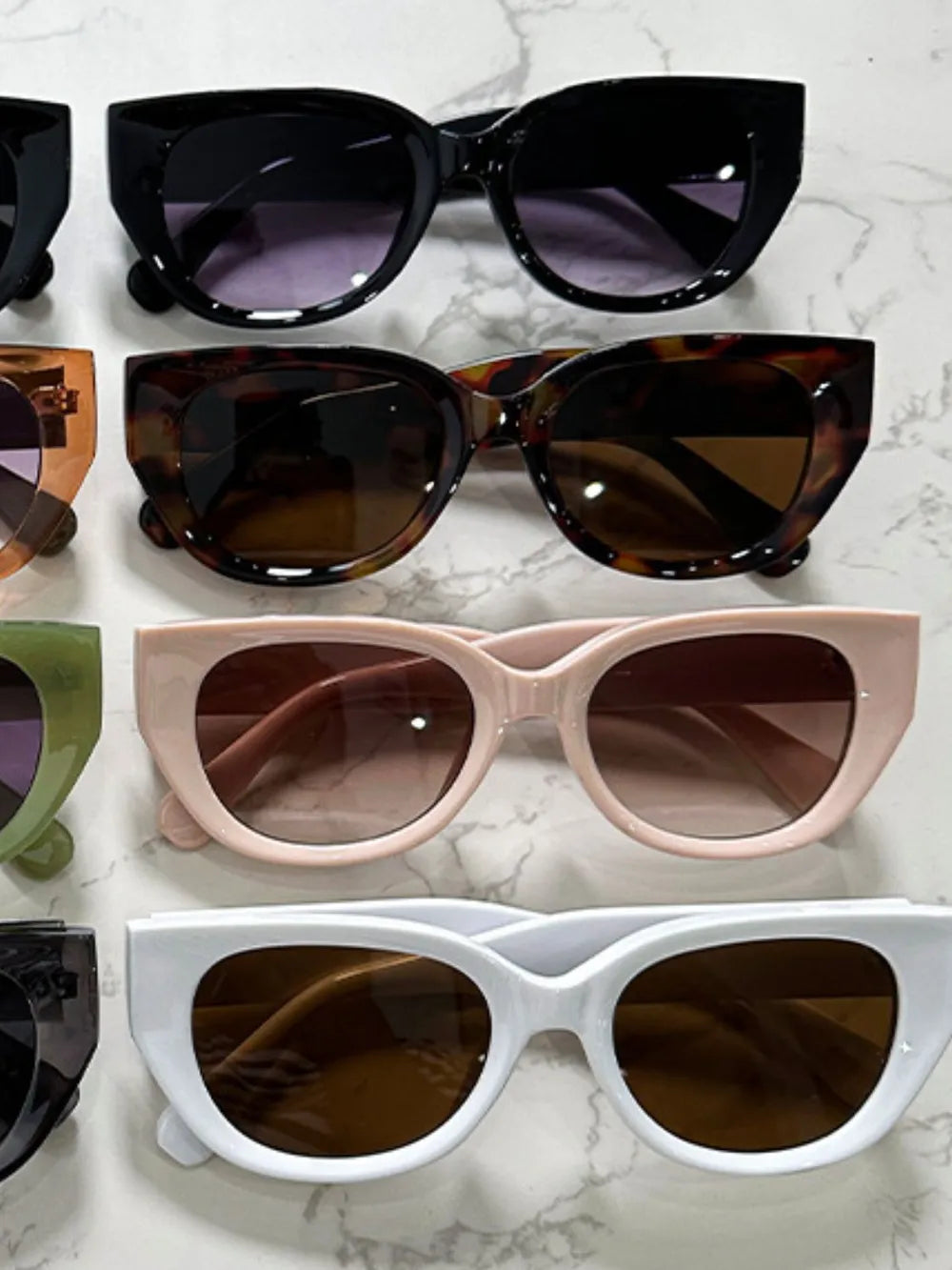 Cat Eye Polycarbonate Frame Sunglasses - adritiX