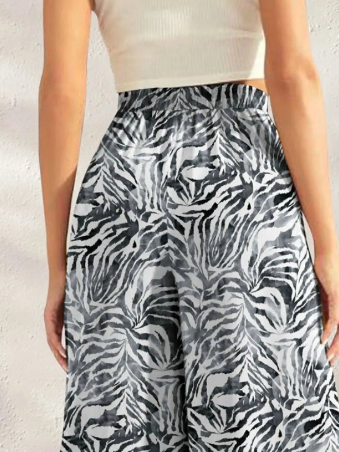Bold & Beautiful Printed Wide Leg Pants - Effortless Elegance & Comfort - adritiX