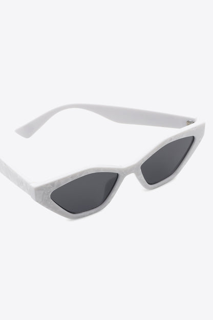 Cat Eye Polycarbonate Sunglasses - adritiX