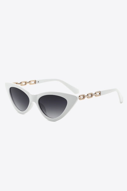 Chain Detail Cat-Eye Sunglasses - adritiX