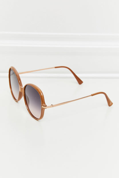Metal-Plastic Hybrid Full Rim Sunglasses - adritiX
