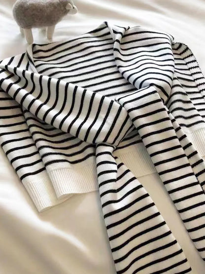 Striped Contrast Knit Wrap - adritiX