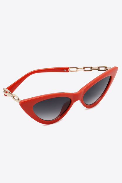 Chain Detail Cat-Eye Sunglasses - adritiX