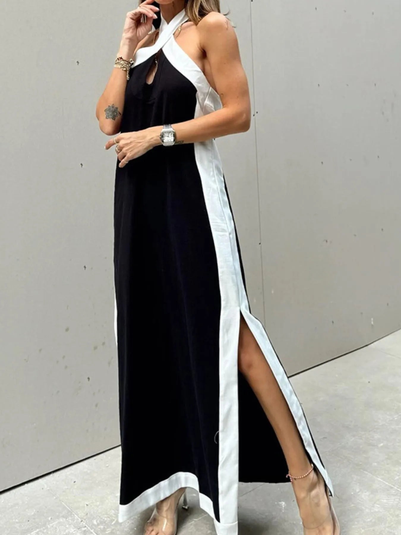 Contrast Halter Sleeveless Maxi Dress - adritiX