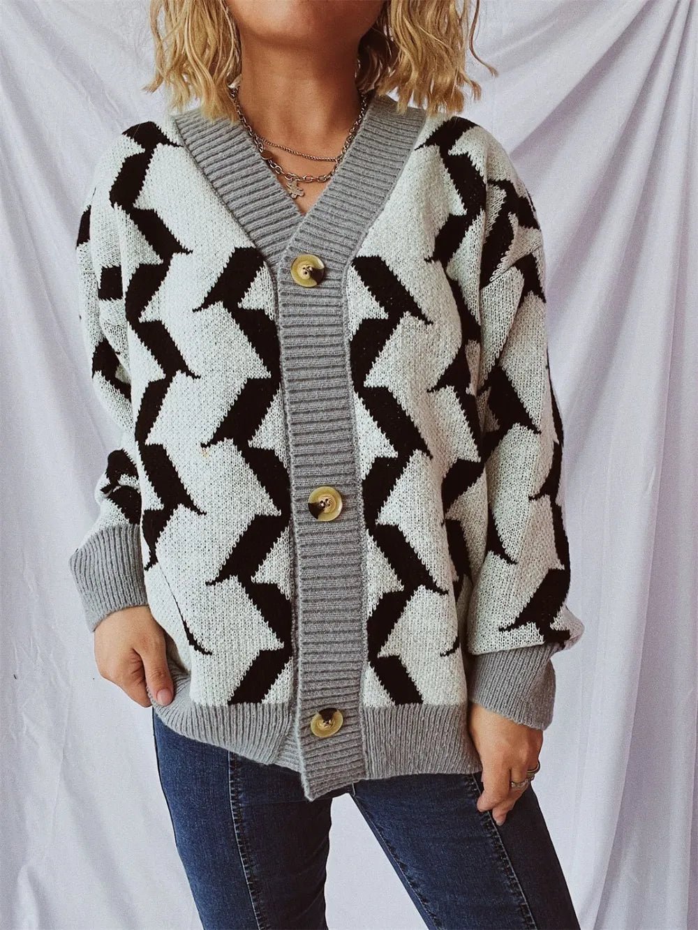 Contrast Trim Geometric V - Neck Long Sleeve Cardigan - adritiX