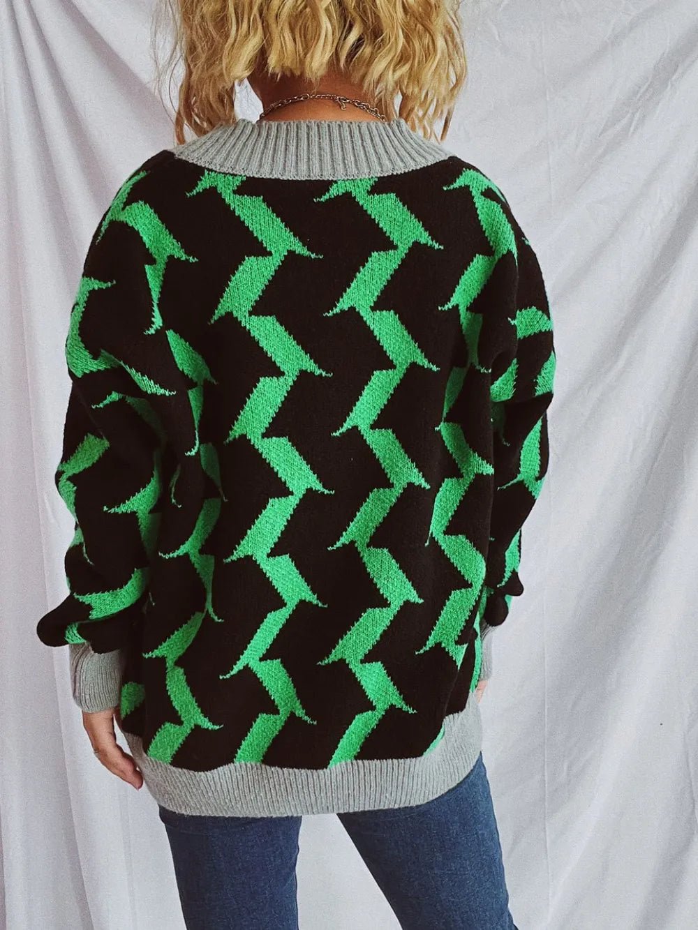 Contrast Trim Geometric V - Neck Long Sleeve Cardigan - adritiX