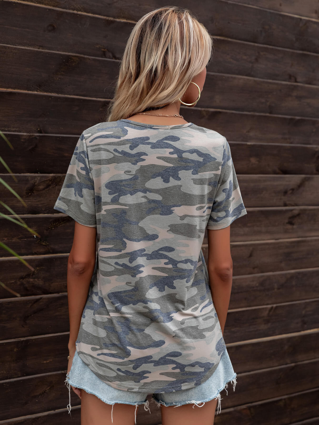 Elegant Glitter V - Neck Short Sleeve Tee Shirt - adritiX